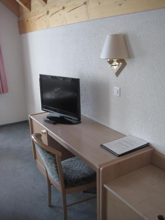 Hotel Des Alpes Realp Oda fotoğraf